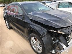 مێرسێدس بێنز GLA